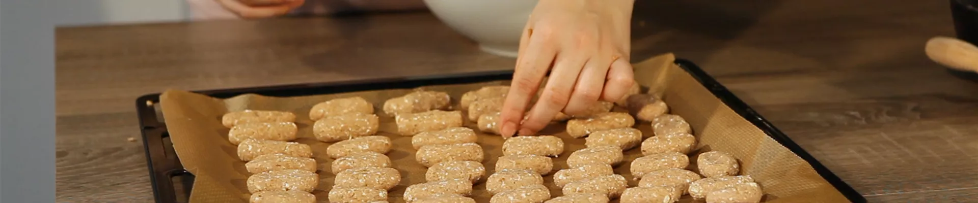 DIY Hundekekse (thumbnail).jpg DIY Hundekekse (thumbnail).jpg